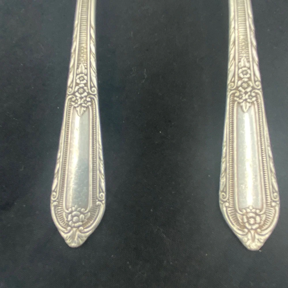 William Rogers IS Gardenia Silverplate Spoons Set of 2 Floral Art Deco 6